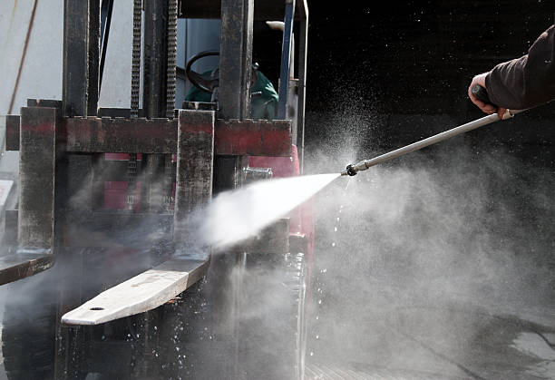 Best Graffiti Removal  in Schoolcraft, MI